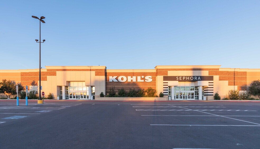 More Photos Of 2500-3130 S Soncy Rd, Amarillo Unknown For Lease