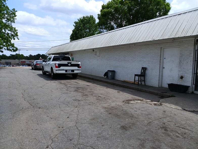 More Photos Of 130 Gaines School Rd, Athens Storefront For Sale