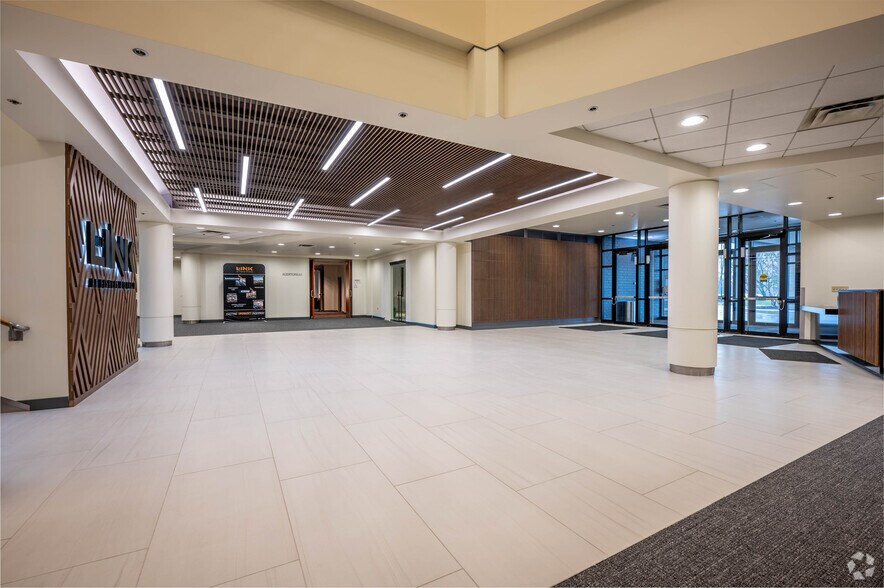 More Photos Of 11100 USA Pky, Fishers Office For Lease