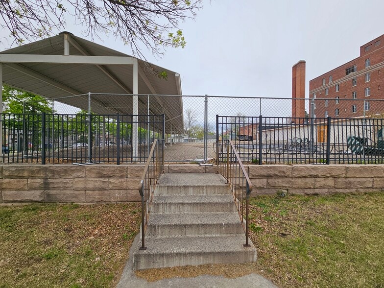 More Photos Of 1109 6th Ave N, Great Falls Assisted Living For Sale