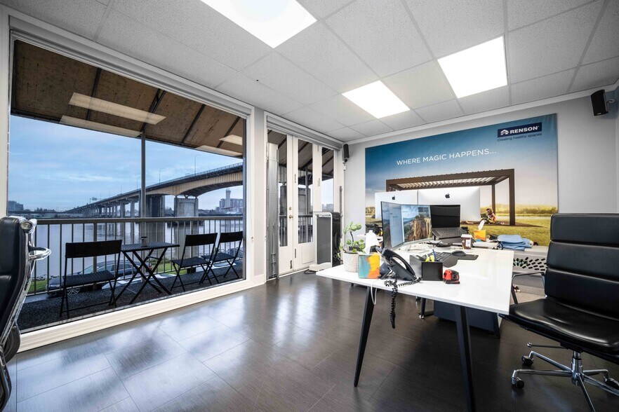 More Photos Of 9267-9295 Shaughnessy St, Vancouver Warehouse For Sale