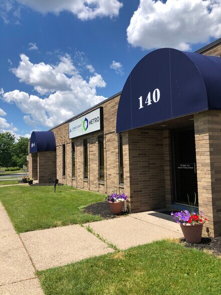 More Photos Of 140 Metro Park, Rochester Medical For Lease