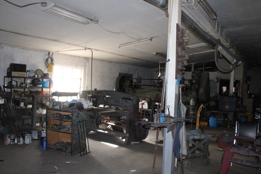 More Photos Of 5 Millers Falls Rd, Turners Falls Warehouse For Sale