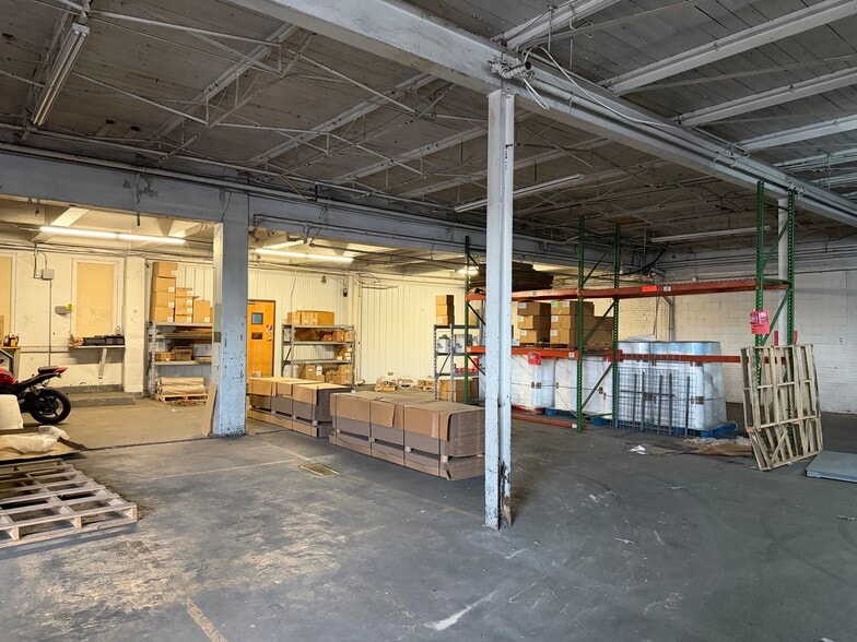 More Photos Of 1200 Morgantown Ave, Fairmont Warehouse For Sale