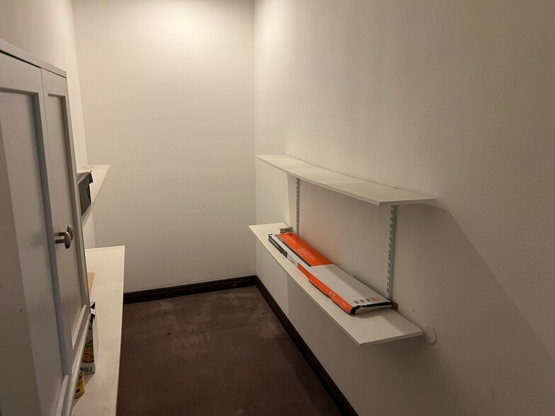 More Photos Of 5868 S Pecos Rd, Las Vegas Office Residential For Sale