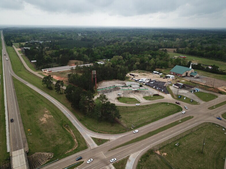 More Photos Of 900 Avenue G, Kentwood Fast Food For Sale