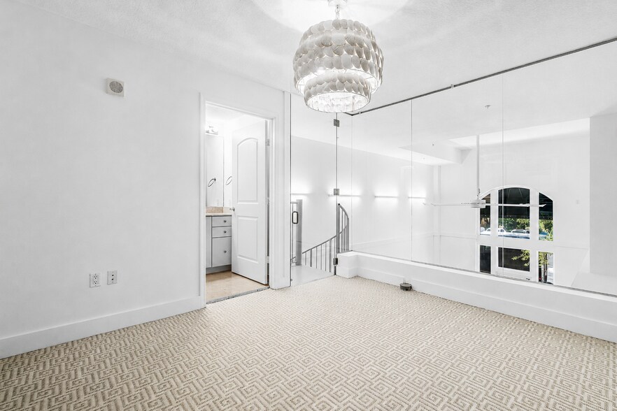 More Photos Of 701 S Olive Ave, West Palm Beach Office For Lease