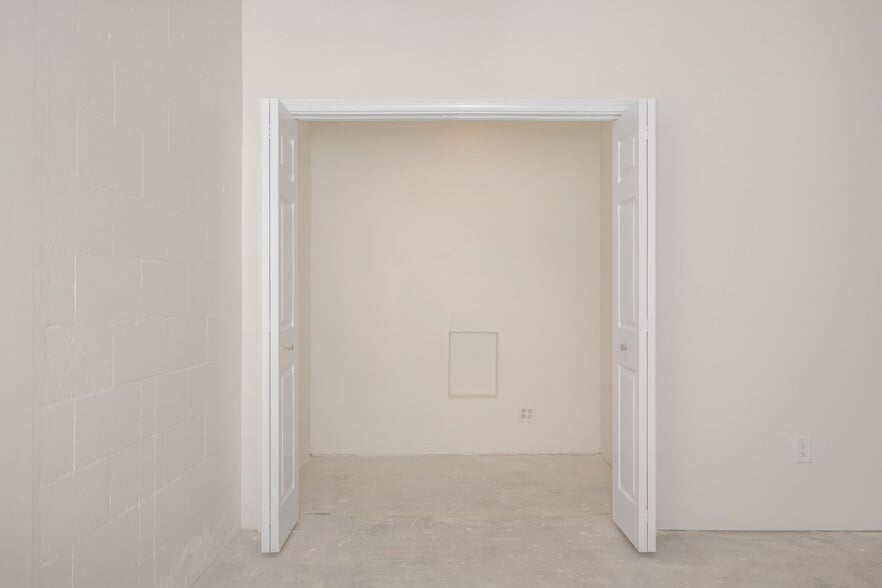 More Photos Of 808 Manhattan Ave, Manhattan Beach Office Residential For Lease