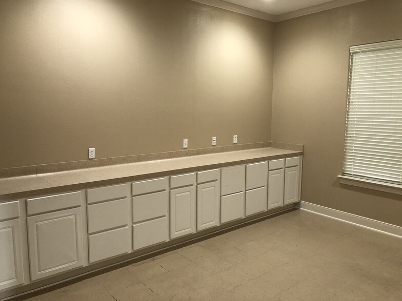 More Photos Of 4501 Cartwright Rd, Missouri City Medical For Sale