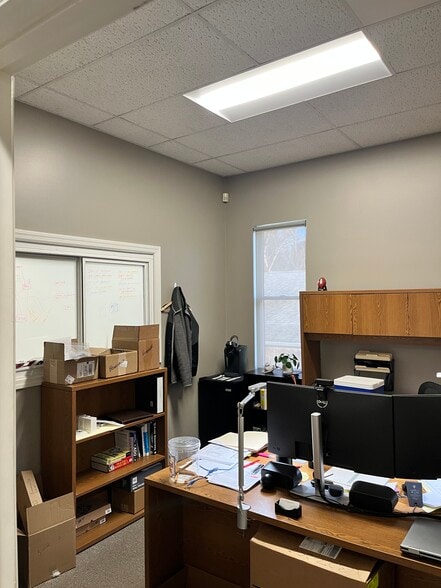 More Photos Of 130 Cecil St, Canonsburg Office For Sale