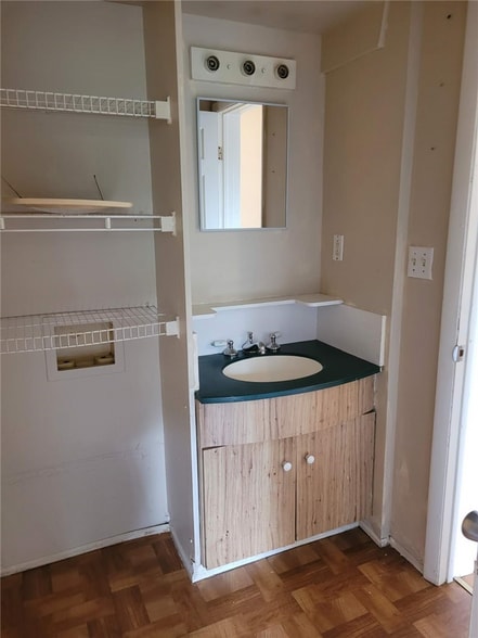 More Photos Of 3347 W Carson St, Pittsburgh Apartments For Sale