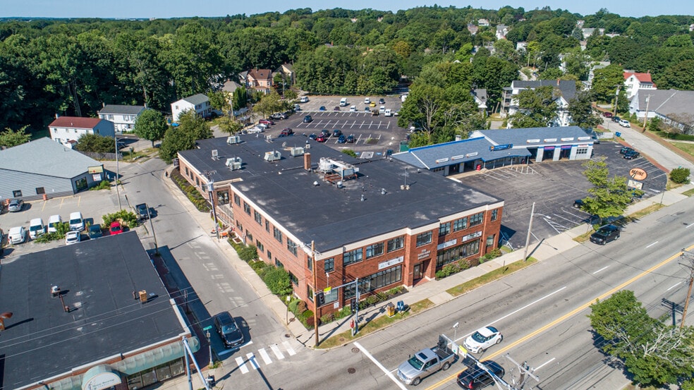 More Photos Of 550 Forest Ave, Portland Office For Lease