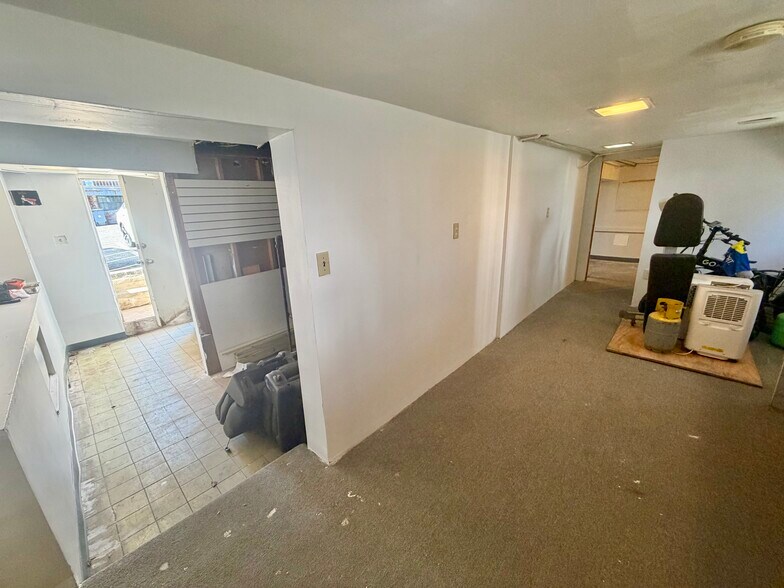 More Photos Of 11 Park Pl, Verona Flex For Lease