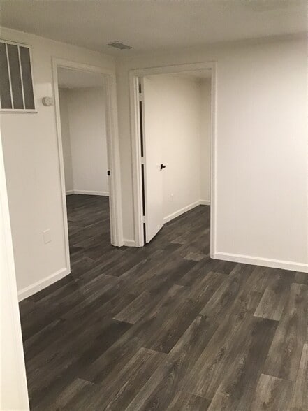 More Photos Of 103 Queen St, Georgetown Medical For Lease
