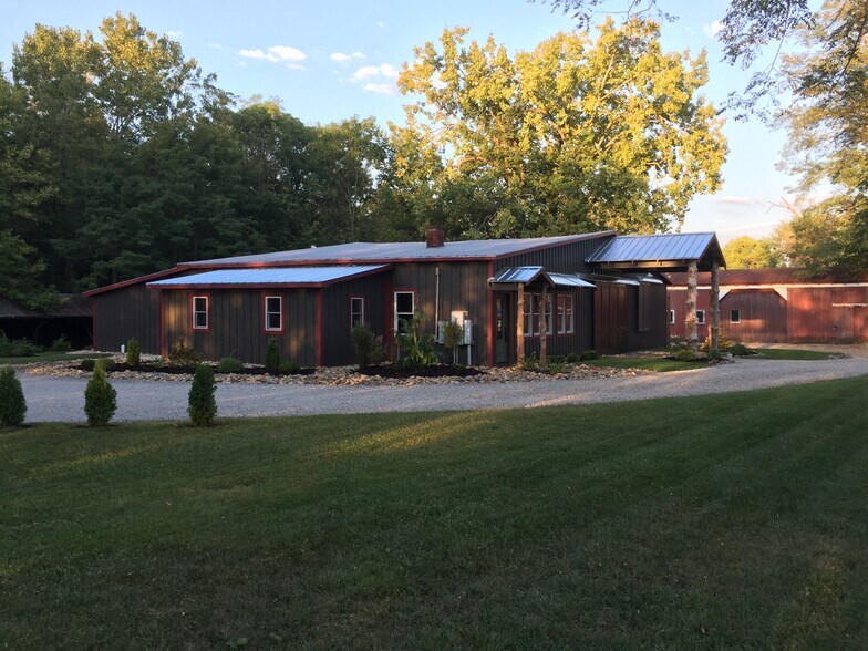 More Photos Of 6062 W 600 S, Huntington Storefront For Sale
