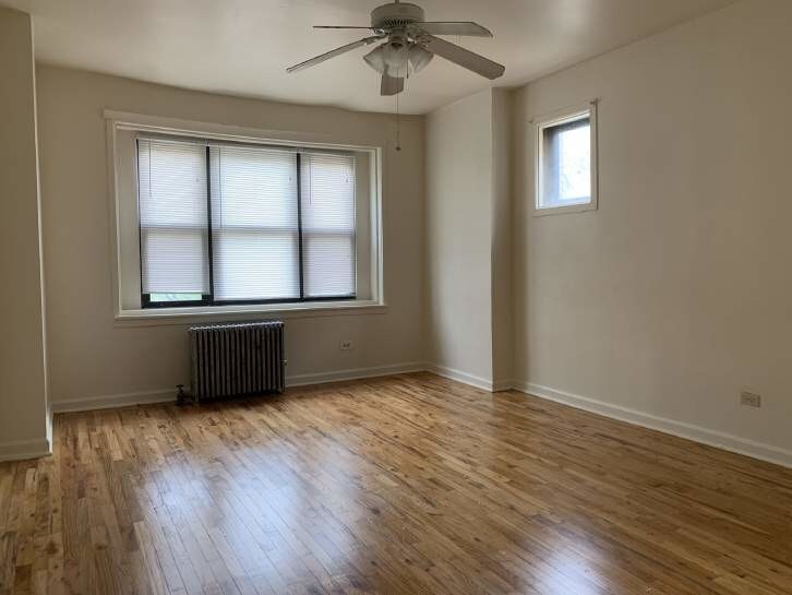 More Photos Of 4031 W Gladys Ave, Chicago Apartments For Sale