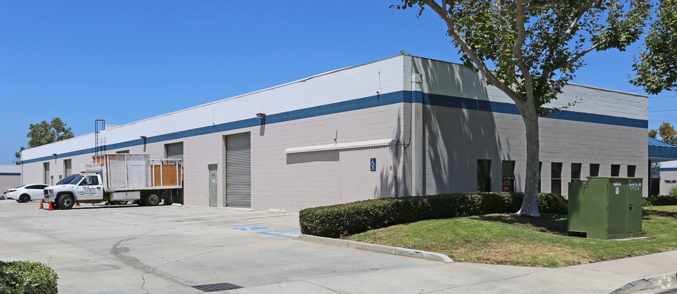 More Photos Of 675-693 Marsat Ct, Chula Vista Unknown For Lease