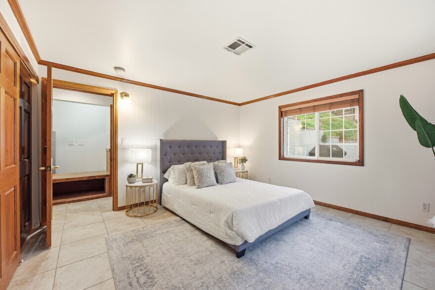 More Photos Of 12141 Wildwood Trl, Kagel Canyon Specialty For Sale