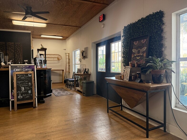 More Photos Of 1480 E Michigan St, Orlando Freestanding For Sale