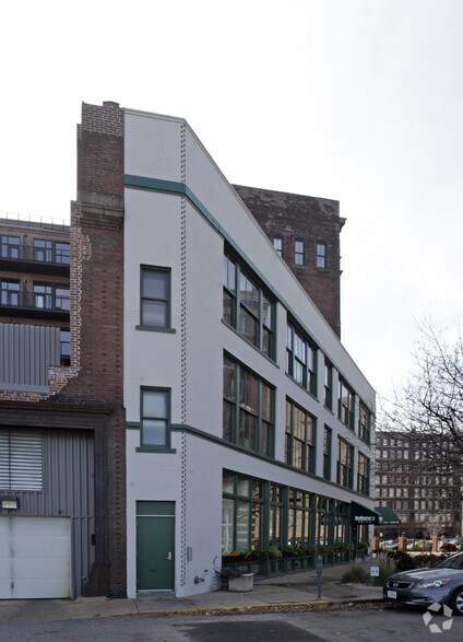 More Photos Of 614 N 11th St, Saint Louis Office For Sale