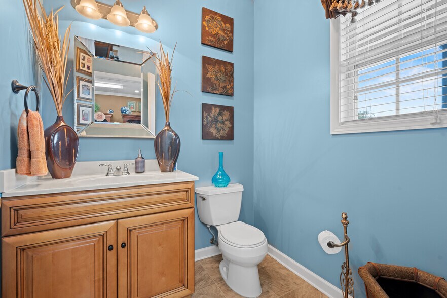 More Photos Of 1135 E. Hiawatha st, Metter Office For Sale