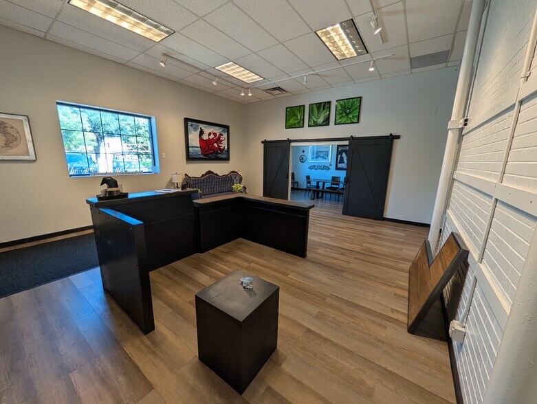 More Photos Of 7 E Cimarron St, Colorado Springs Office For Sale