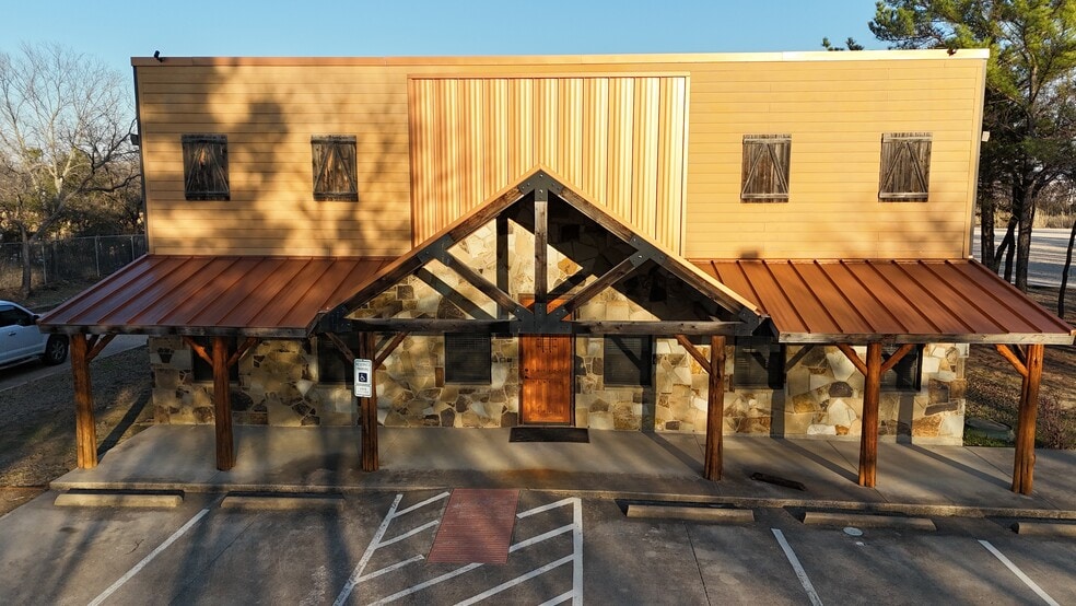 Primary Photo Of 3009 Sandy Ln, Fort Worth Warehouse For Sale