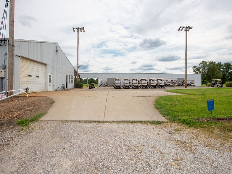 More Photos Of 3500 Kingshighway, East Saint Louis Golf Course Driving Range For Sale