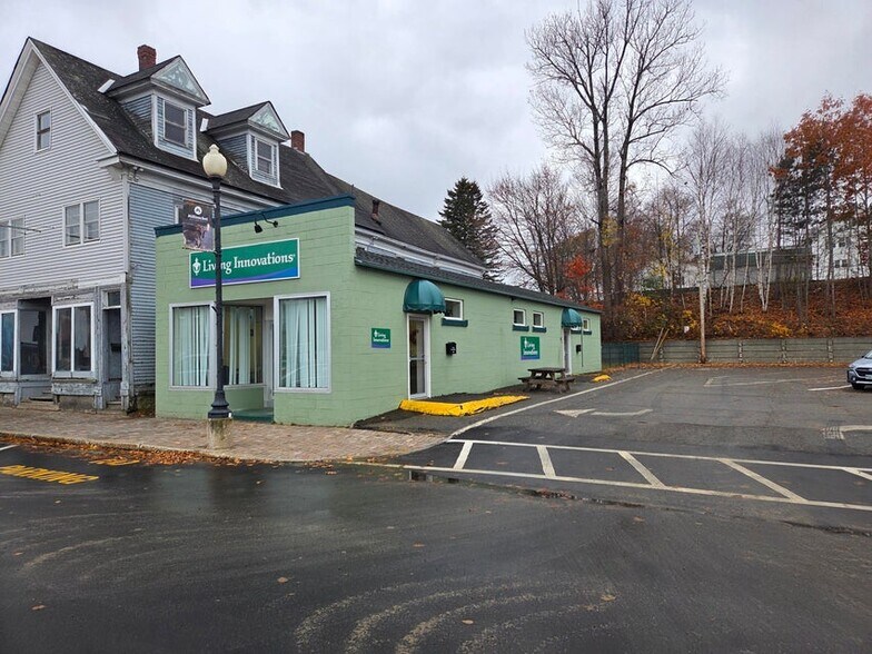 More Photos Of 158 Penobscot Ave, Millinocket Freestanding For Sale