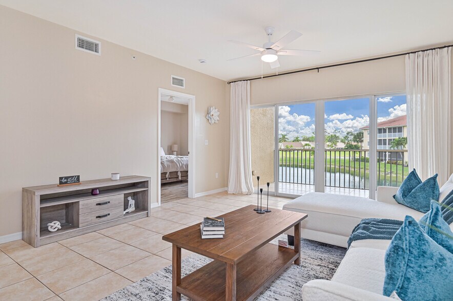 More Photos Of 10000-10030 Maddox Ln, Bonita Springs Apartments For Sale