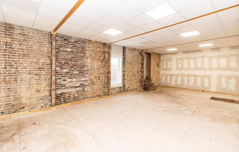 More Photos Of 113-115 Goldsboro St SW, Wilson Storefront For Sale