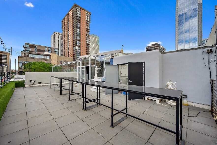 More Photos Of 1448 Market St, Denver Restaurant For Lease