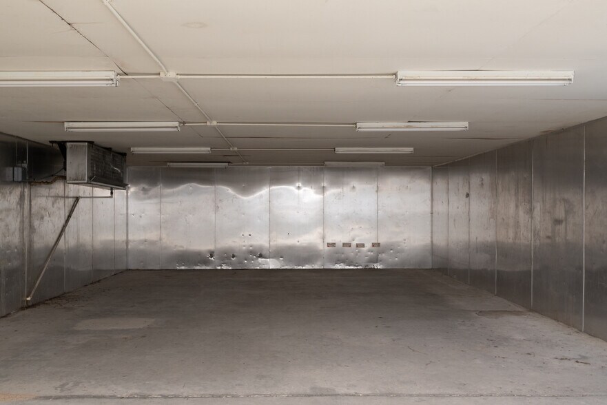 More Photos Of 5000 SE HWY 31 #W, Arcadia Industrial For Sale