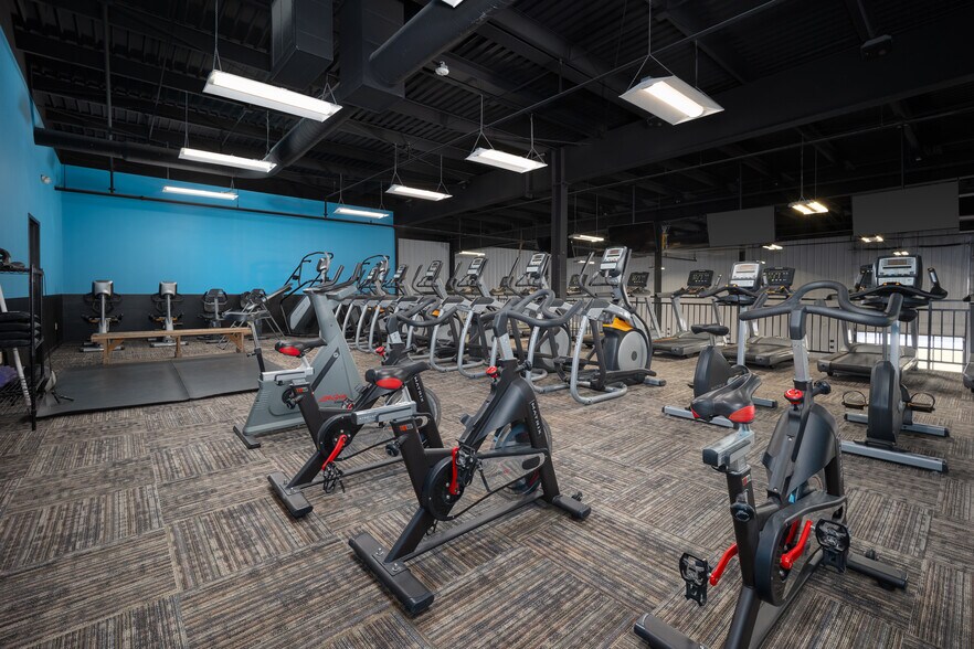 More Photos Of 4200 Carriage Way, Weatherford Medical For Lease