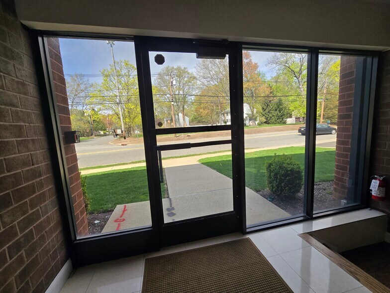 More Photos Of 228 Rivervale Rd, River Vale Office For Sale