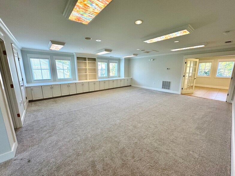 More Photos Of 277 Willbrook Blvd, Pawleys Island Office For Lease