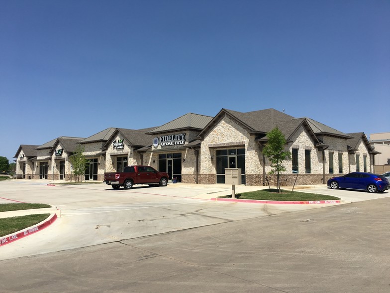 Primary Photo Of 2750 Churchill Dr, Flower Mound Medical For Lease