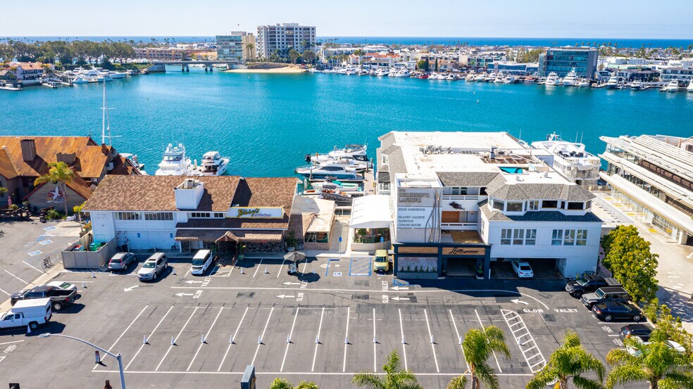 More Photos Of 2751 W Coast Hwy, Newport Beach Restaurant For Lease