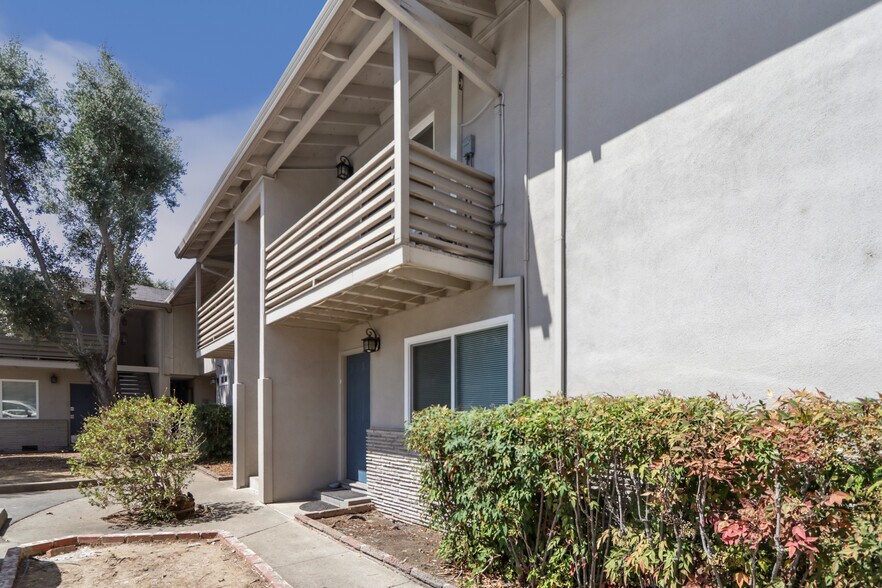 More Photos Of 2933 Eastern Ave, Sacramento Apartments For Sale