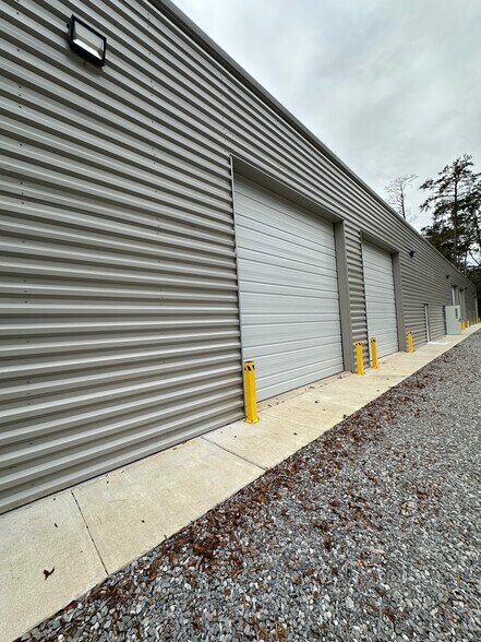 More Photos Of 71363 Thelma Ln, Covington Warehouse For Sale