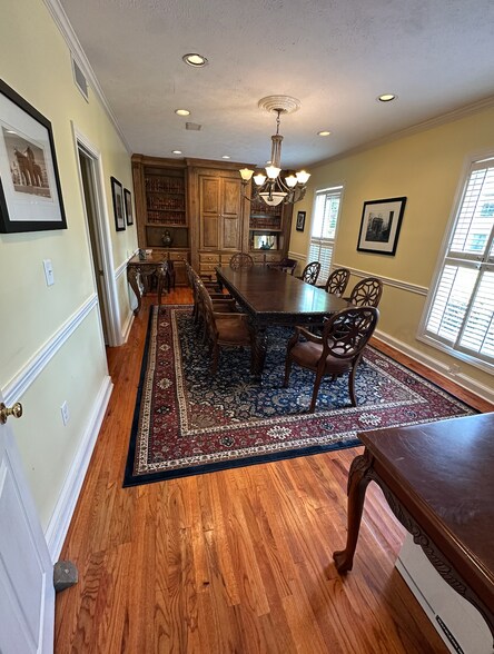More Photos Of 1911 Dunbarton Dr, Jackson Office For Sale