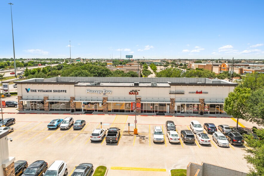 More Photos Of 19610-19740 Katy Fwy, Houston Unknown For Lease