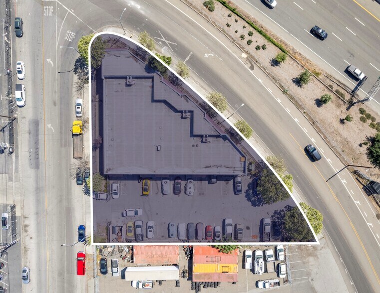 More Photos Of 1124 Old Bayshore Hwy, San Jose Service For Sale
