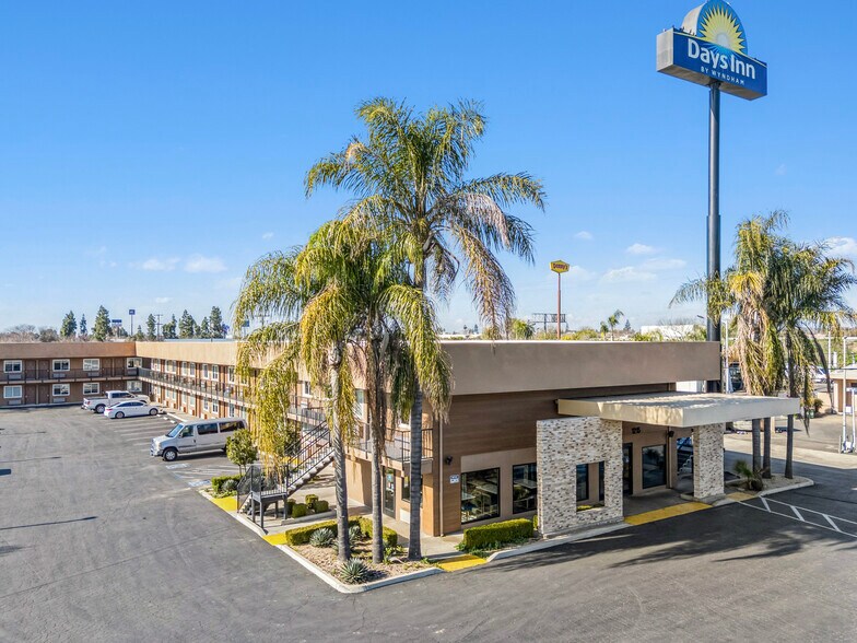 More Photos Of 1215 R St, Merced Hotel For Sale