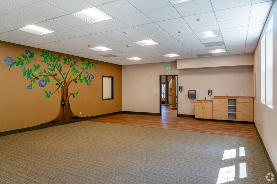 More Photos Of 3102 NE 134th St, Vancouver Assisted Living For Sale