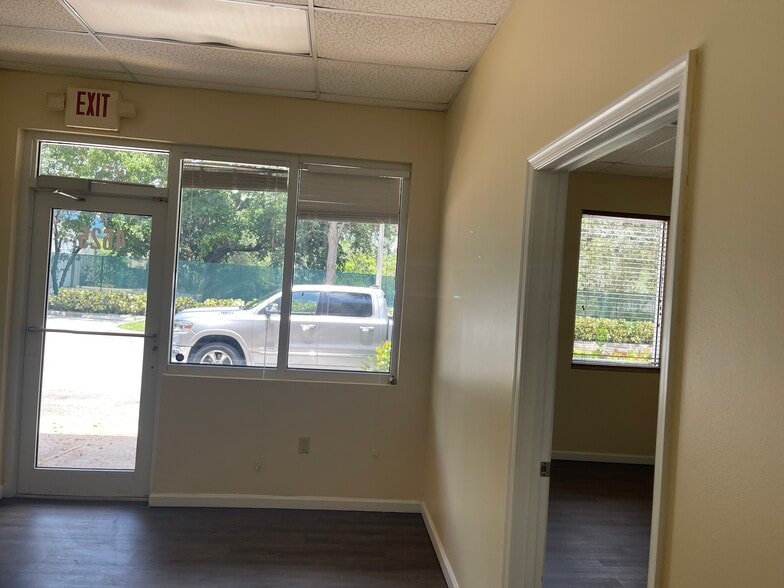 More Photos Of 4617-4673 NW 103rd Ave, Sunrise Industrial For Sale