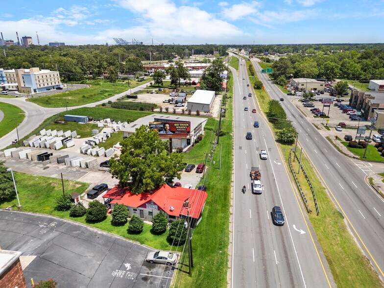 More Photos Of 4118 Augusta Rd, Savannah Freestanding For Sale