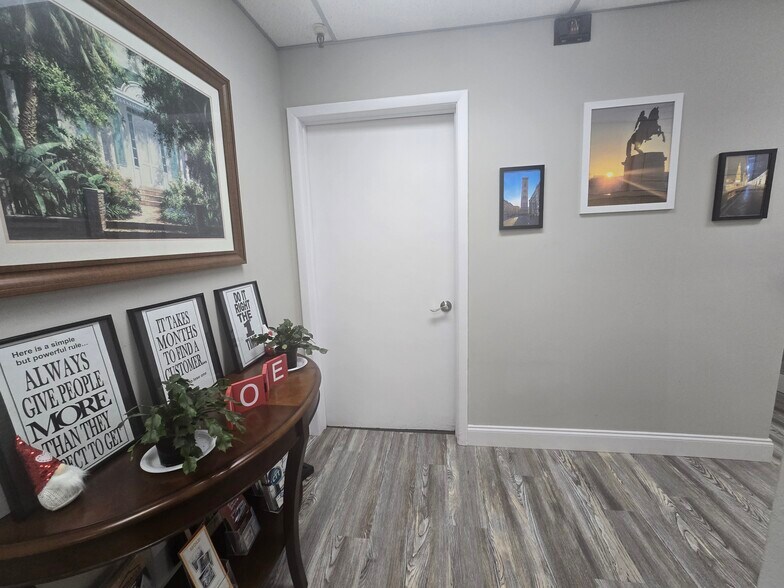 More Photos Of 881 Allwood Rd, Clifton Medical For Lease