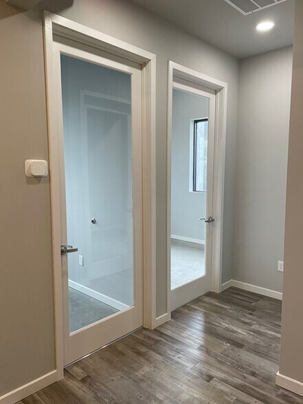 More Photos Of 1711 Amazing Way, Ocoee Storefront Retail Office For Lease