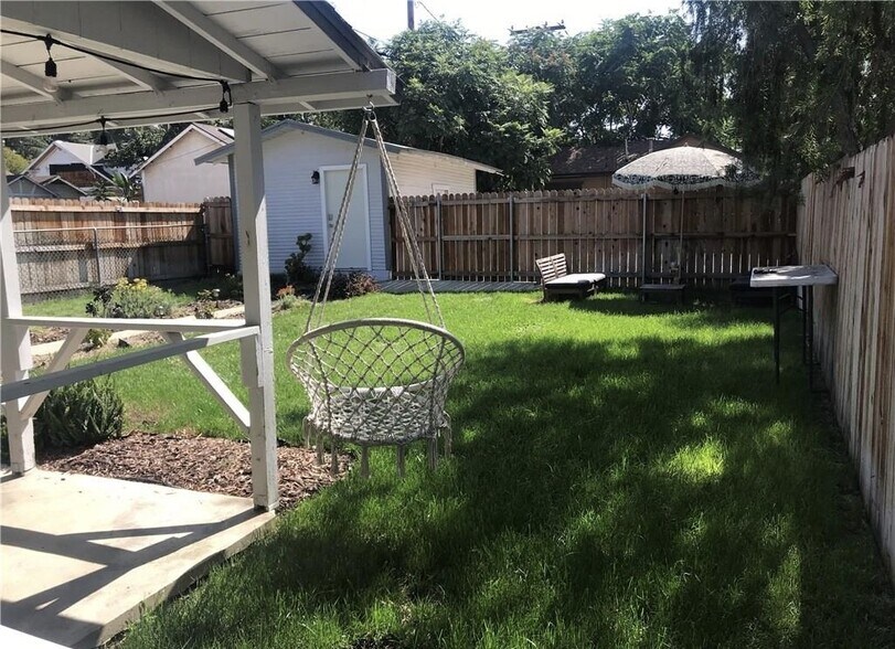 More Photos Of 2122 E St, La Verne Office Residential For Sale